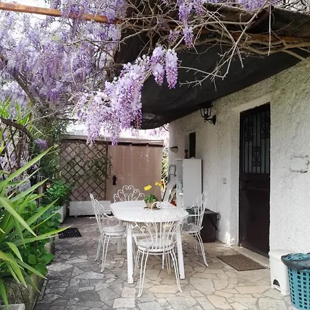 Chez Nous